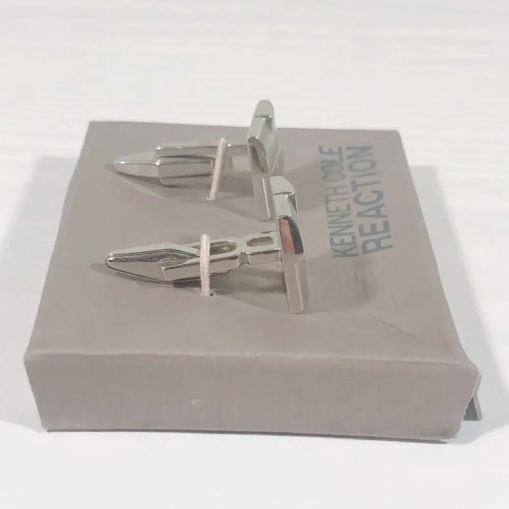 Kenneth Cole Reaction Silver Tone Square Metal Cufflinks Cuff Links Set